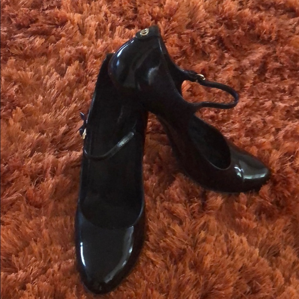 Gucci shoes